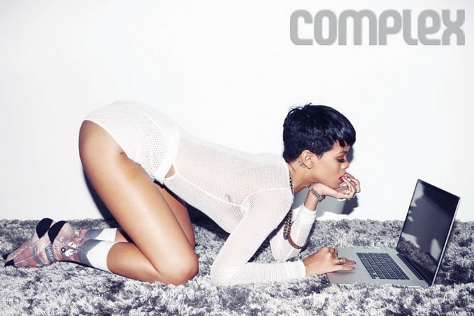 RihannaComplexMagazine11