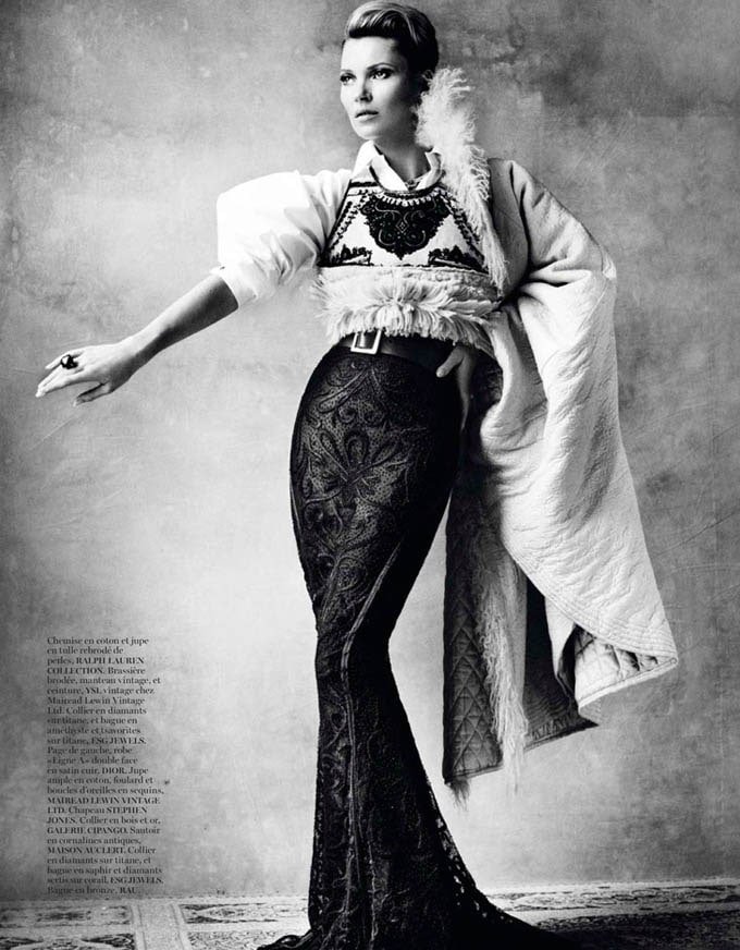 Kate-Moss-Mario-Testino-Vogue-Paris-03