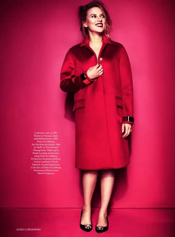 Scarlett Johansson Harper's Bazaar UK October 2013-005