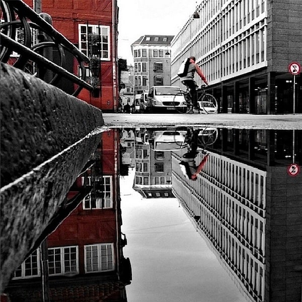urban_mirrored_streets_07