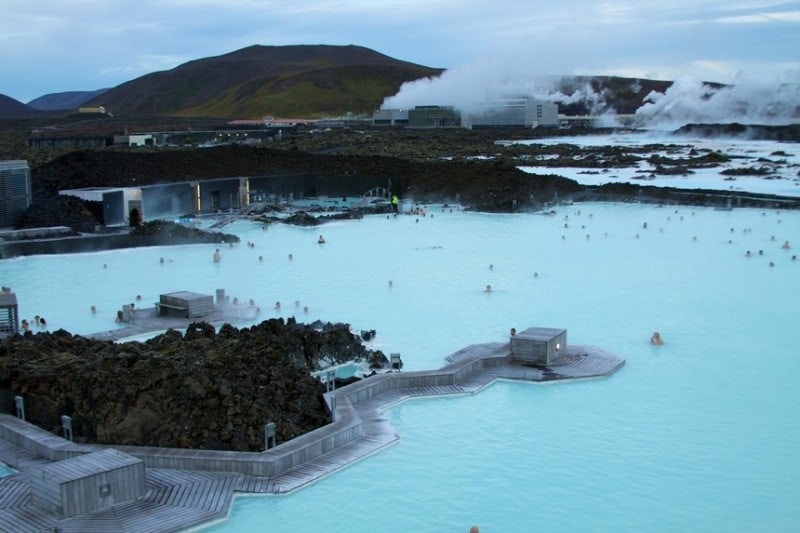 blue-lagoon-in-iceland-10