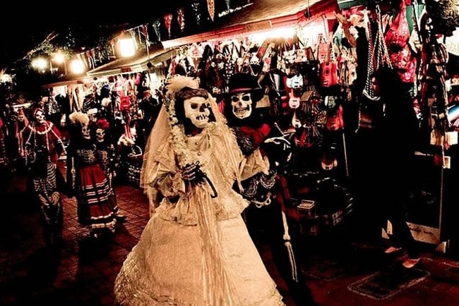 dia de los muertos — celebrated by mexicans in the u