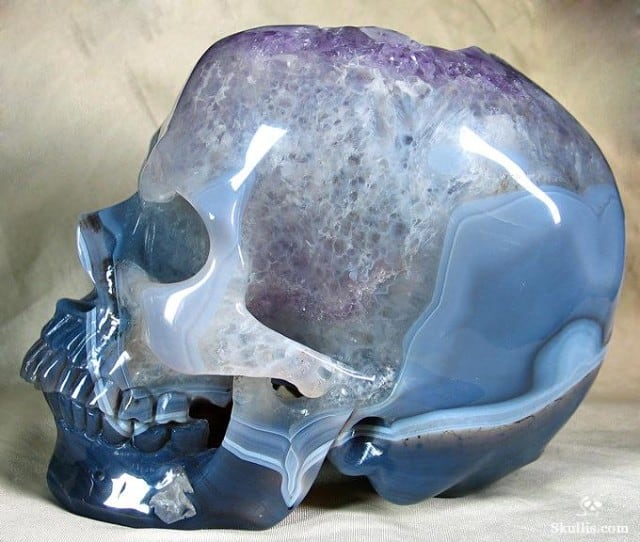 geode-agate-crystal-skull-05-640x542