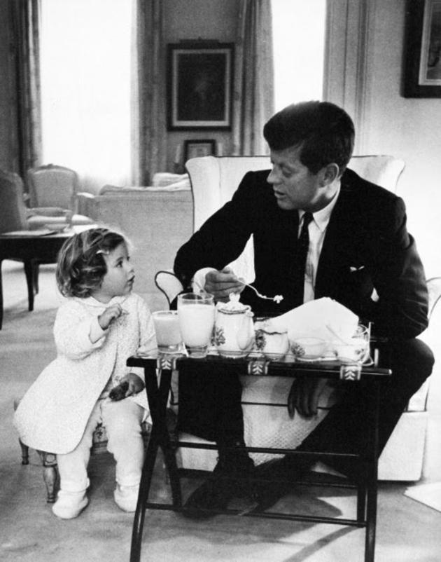 jfk and caroline kennedy have a tea party
