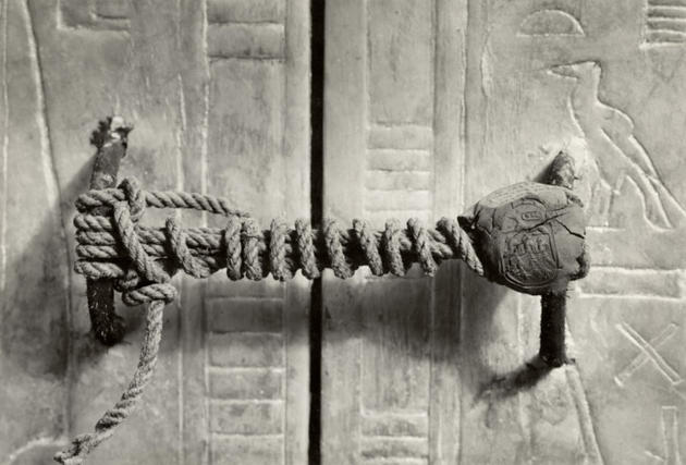 king tut's unbroken tomb seal