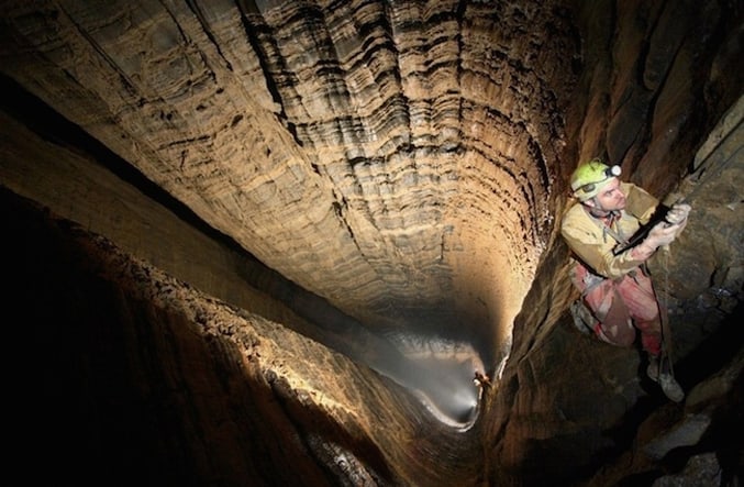 the-deepest-cave-in-the-world-8