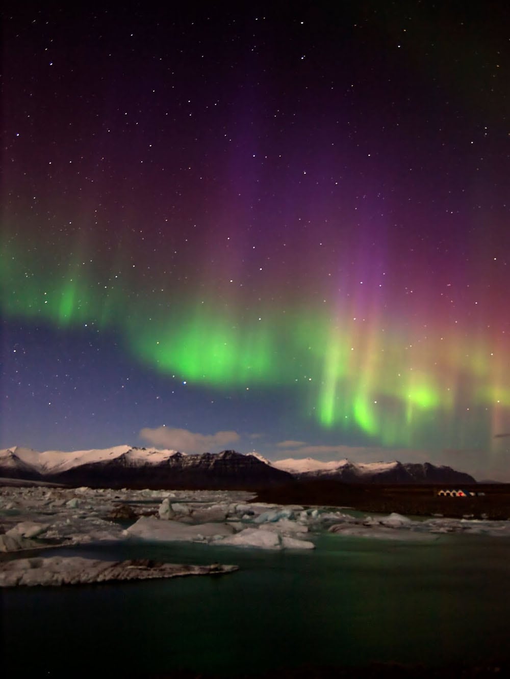 iceland-aurora-borealis20130223_0002