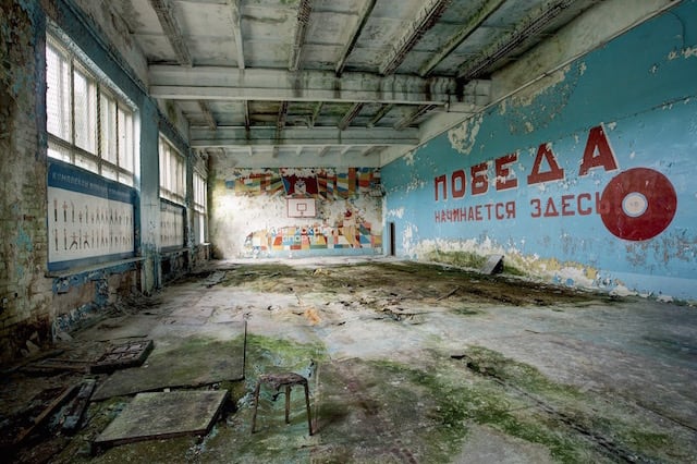 abandonned-soviet-buildings-by-rebecca-litchfield15