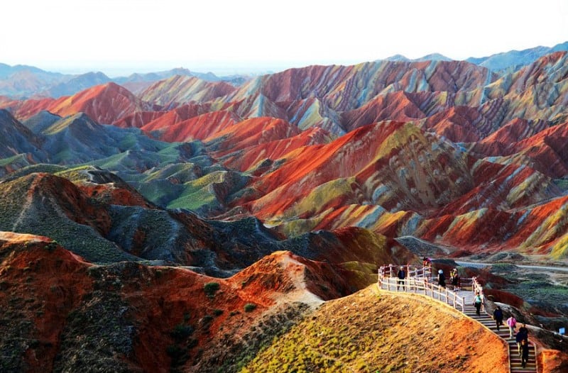 source: unbelievableinfo.blogspot.it {link: http://www.unbelievableinfo.com/2013/11/zhangye-danxia.html}