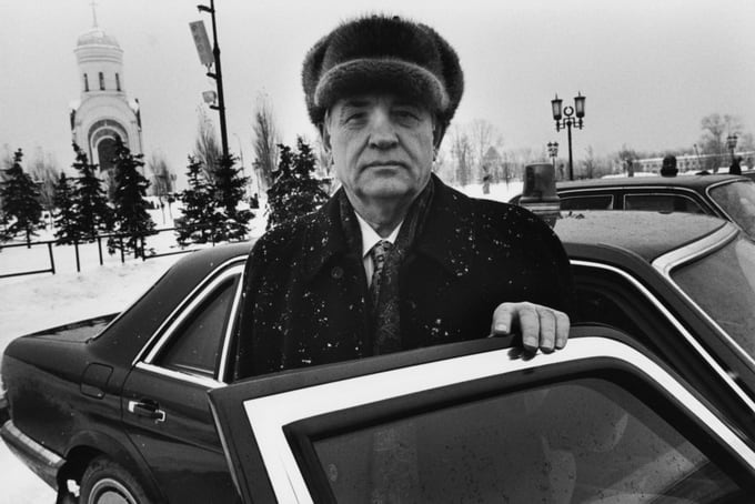 mikhail gorbachev, moscow, 1999