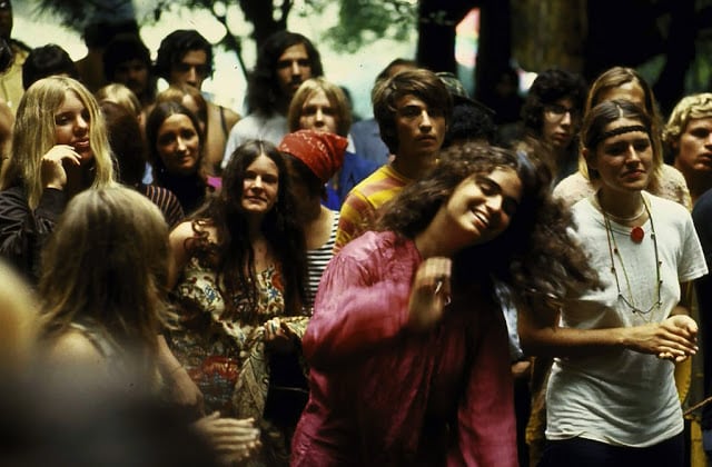 photos of life at woodstock 1969 (20)