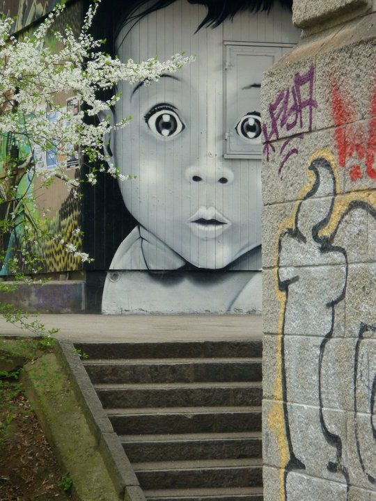 child face street art