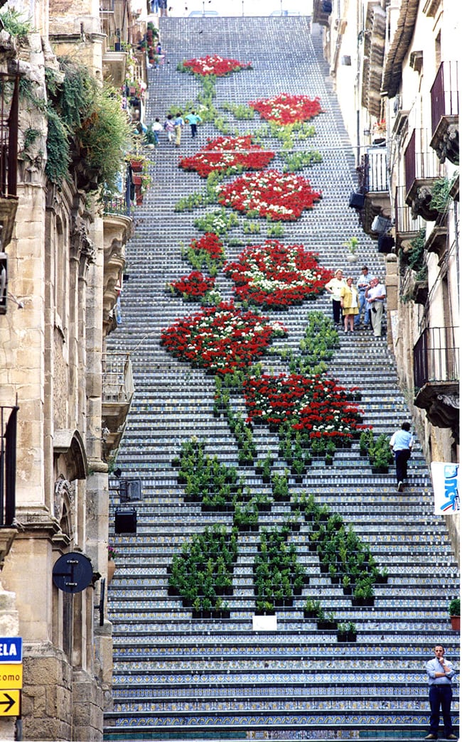 flower street art