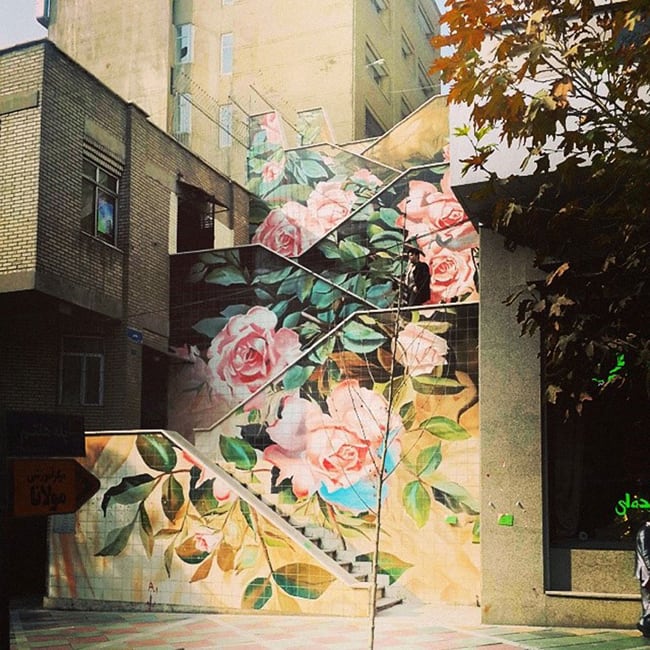 flowers street art