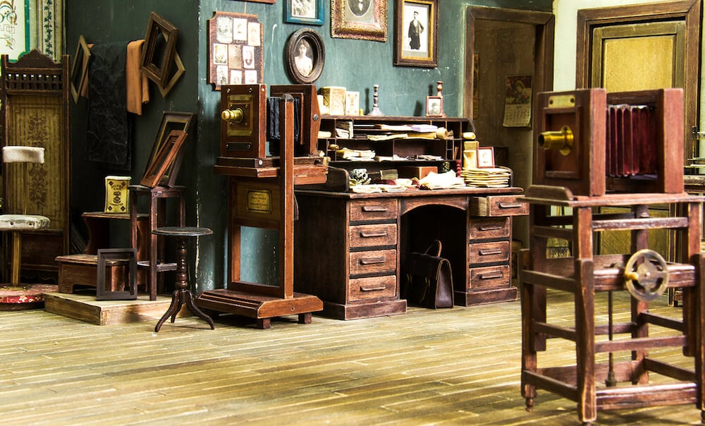 19th-century-miniature-photo-studio-freeyork-8