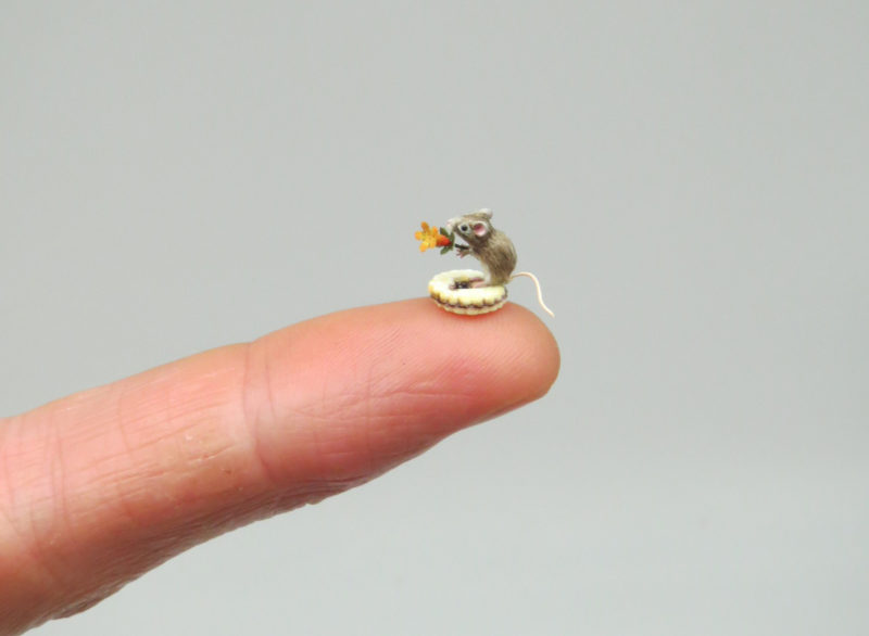 Fanni Sandor's Animal Miniatures That You Can Hold In Your Palm | FREEYORK