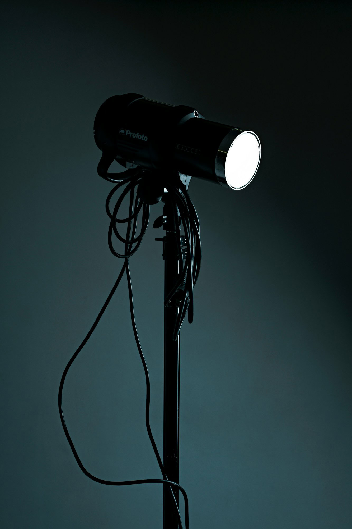 a light that is on top of a pole