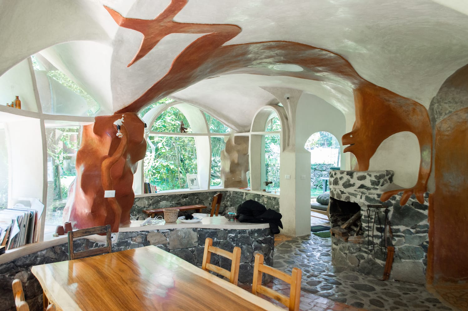 Casa de los Milagros: The Enchanting House of Dreams in Mexico
