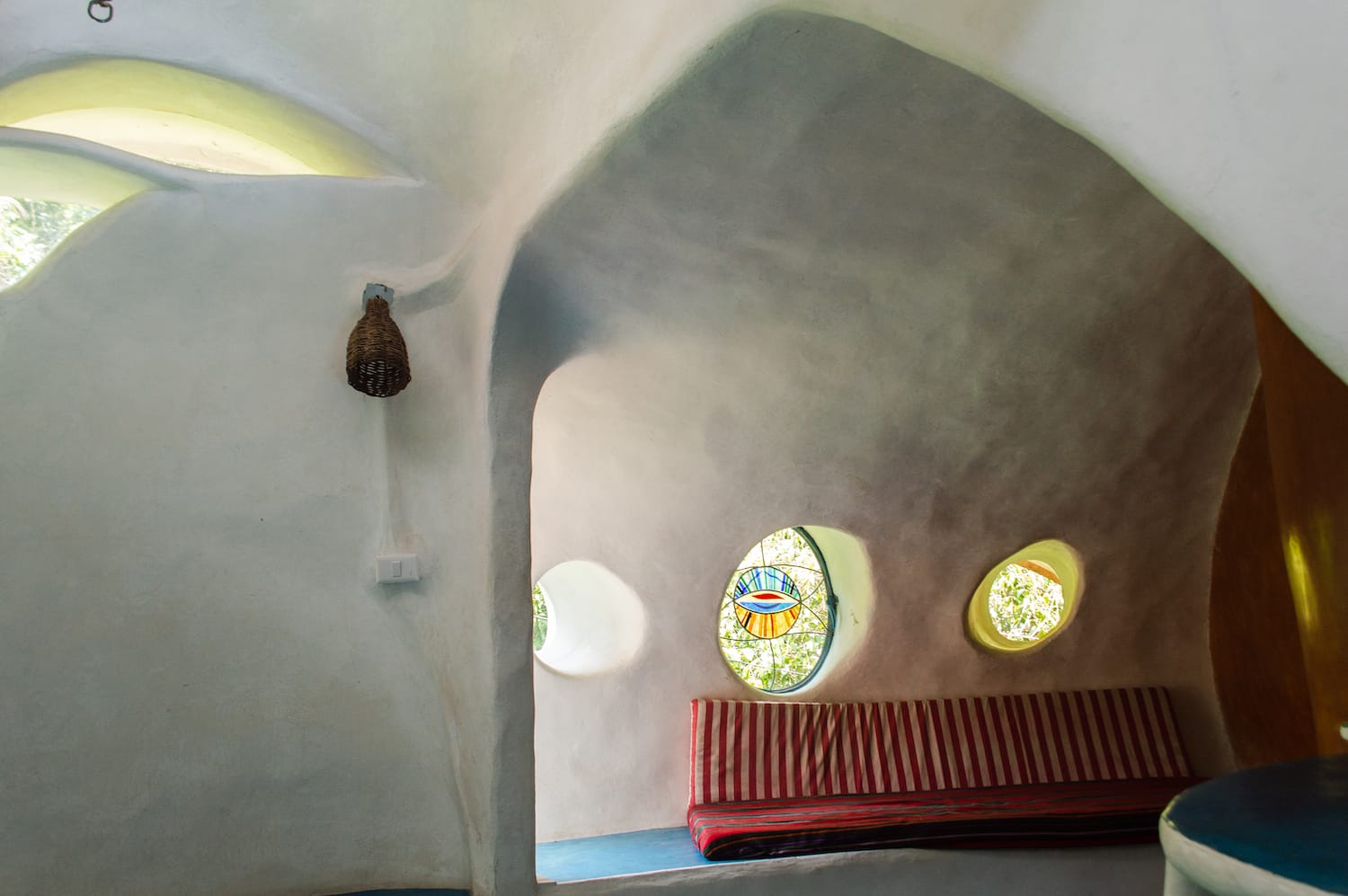 Casa de los Milagros: The Enchanting House of Dreams in Mexico