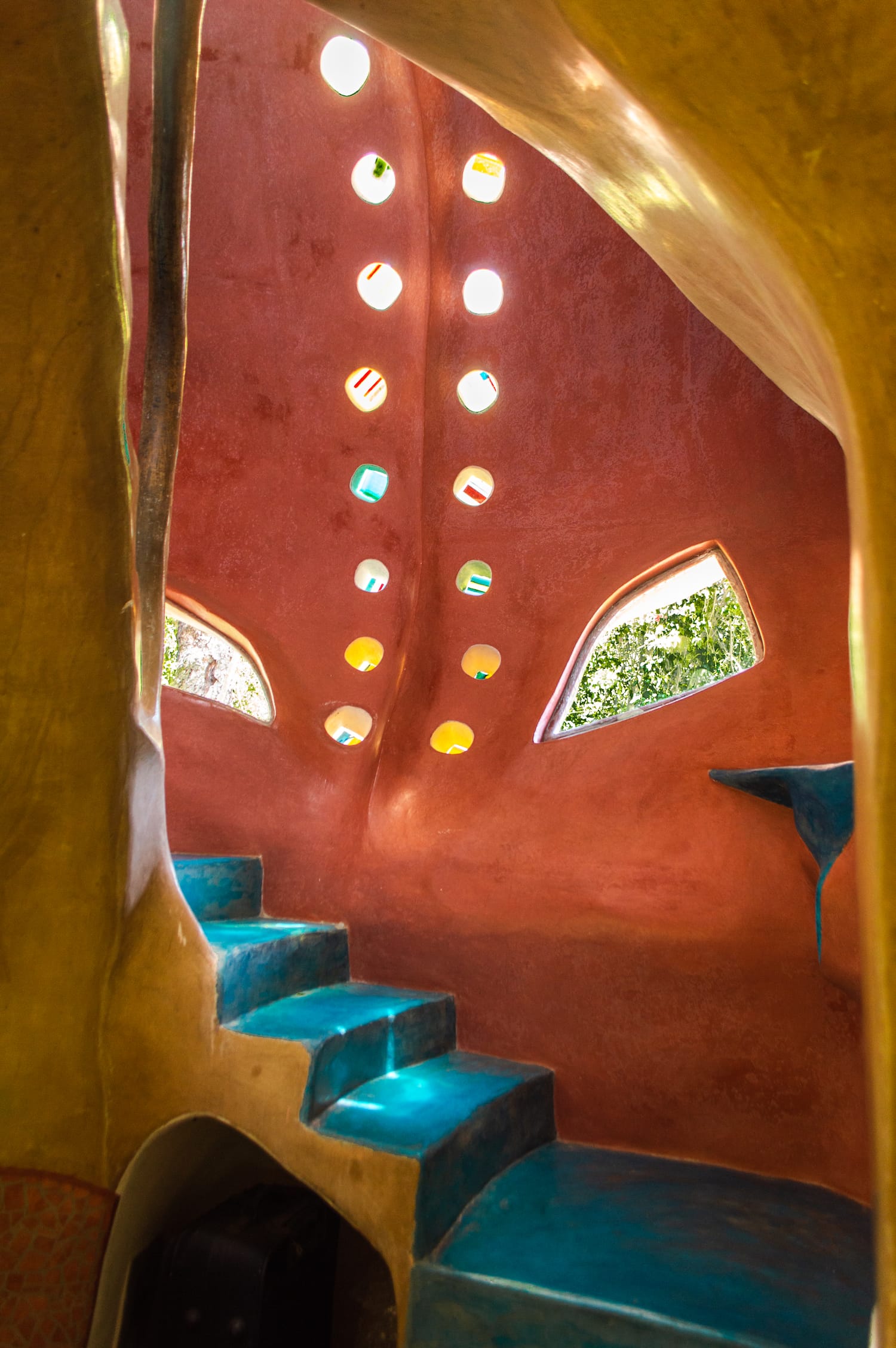 Casa de los Milagros: The Enchanting House of Dreams in Mexico