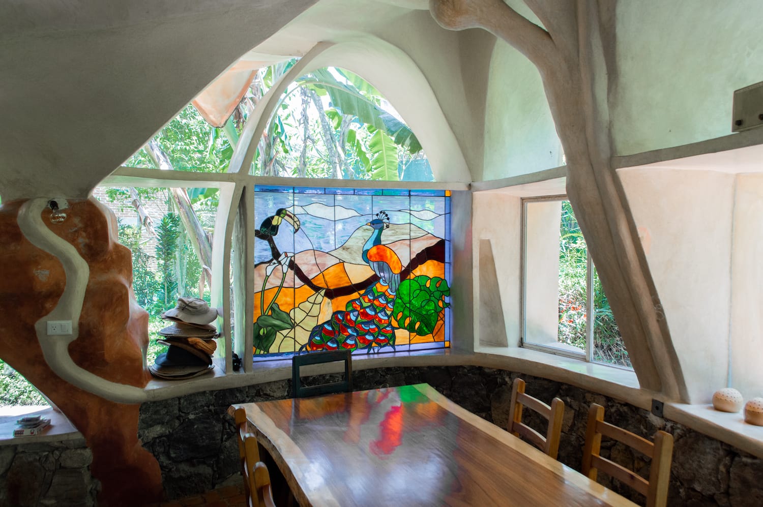 Casa de los Milagros: The Enchanting House of Dreams in Mexico