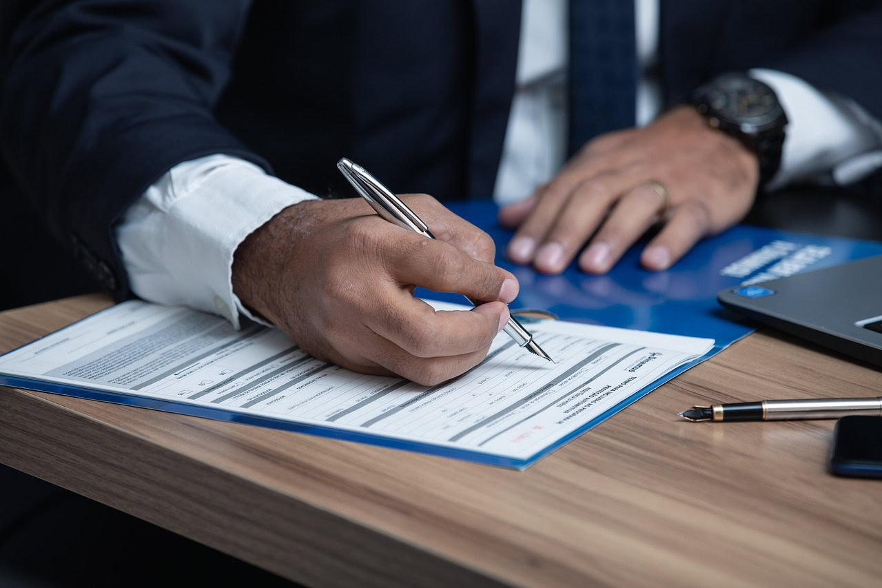 How to Choose the Best Social Security Disability Lawyer man, lawyer, office